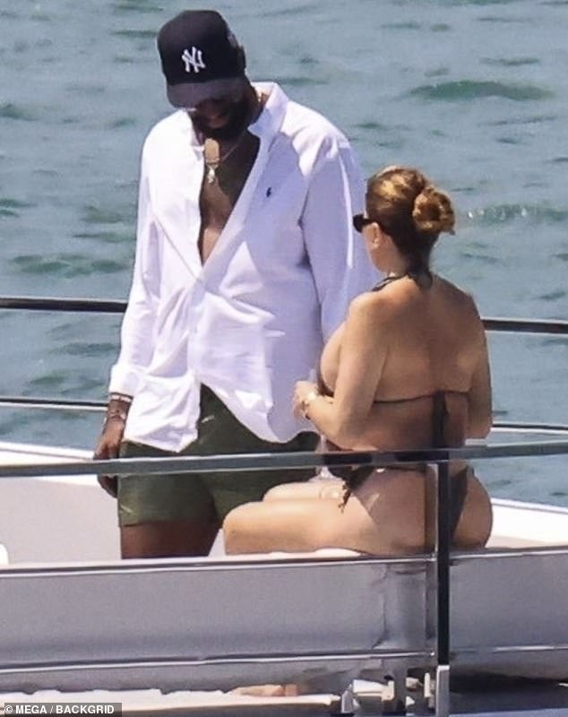 Meanwhile it was reported by TMZ Sports earlier this month that Larsa and Jeff were an item