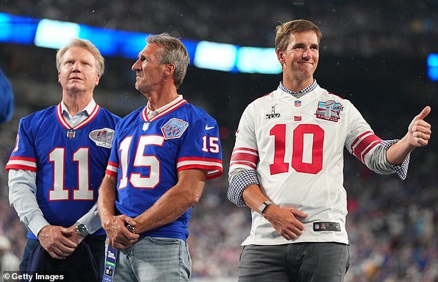 Super Bowl-winning Giants quarterbacks (from left) Phil Simms, Jeff Hostetler and Eli Manning