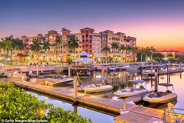 Naples¿ prime Gulf Coast location offers stunning beaches and year-round sunshine