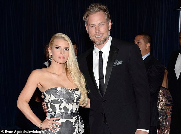 The 44-year-old made a surprise appearance in the two minute trailer for the upcoming series which comes from an interesting time as she is in the middle of a separation from husband of a decade Eric Johnson; the estranged couple is seen in May 2014
