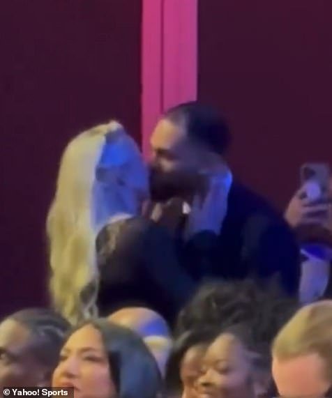 Van Lith and Suggs shared a kiss after she walked offstage after being drafted