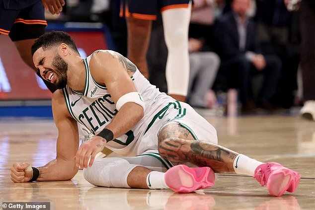 Jayson Tatum screams in pain after rupturing his Achilles tendon at Madison Square Garden