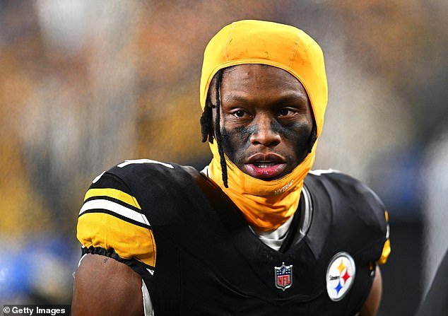 The Cowboys are finalizing a deal to acquire receiver George Pickens from the Steelers