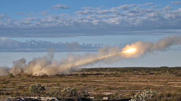 US and UK troops launch MLRS and HIMARS rockets in Gotland NATO drills