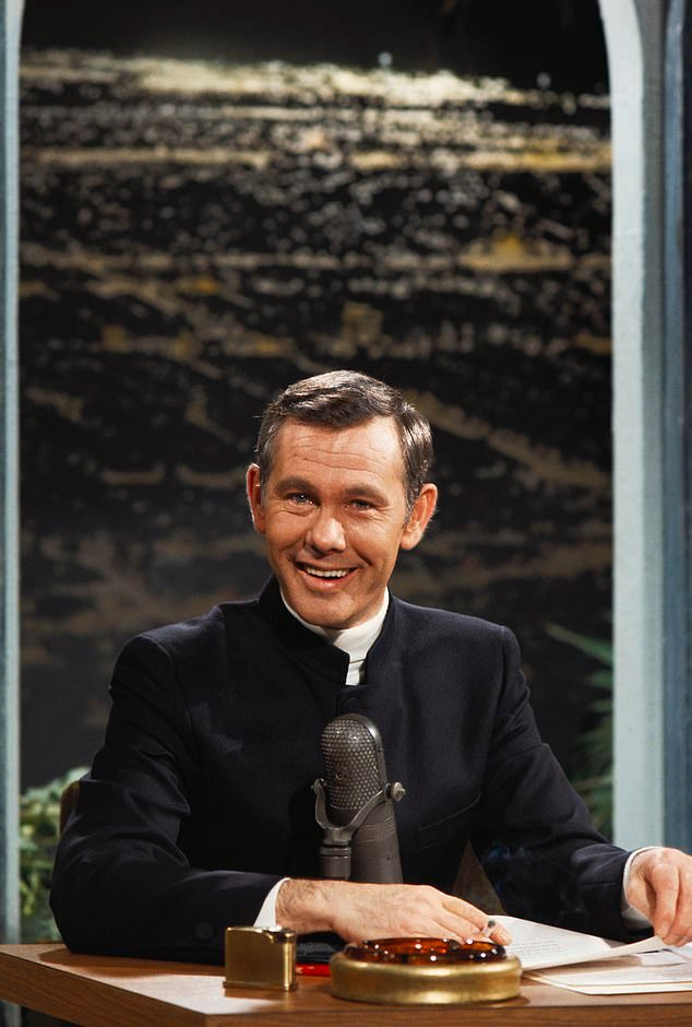 Johnny hosted the final Tonight Show Starring Johnny Carson episode on May 22, 1992. He died in January 2005 at age 79