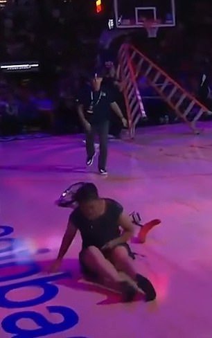 The legendary performer fell during a WNBA game